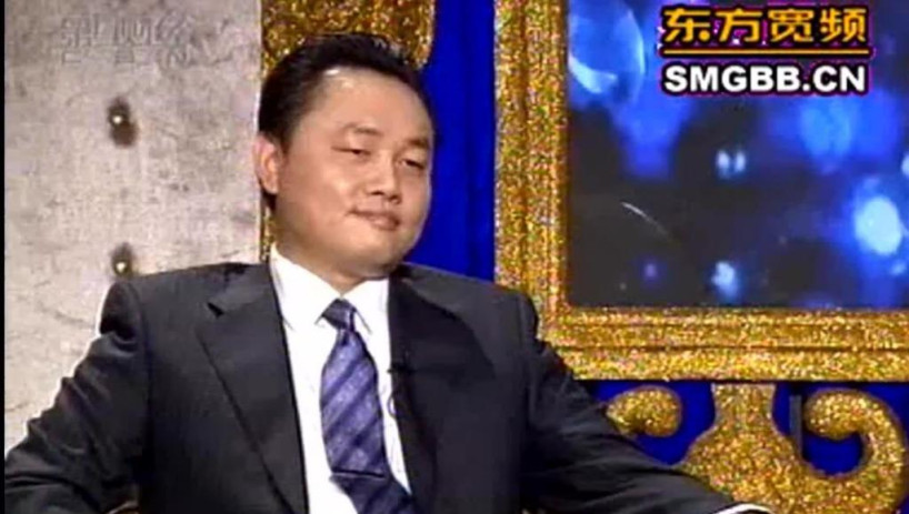巅峰时期的黄光裕说话真自信,气场真的强大,主持人也只能干笑!