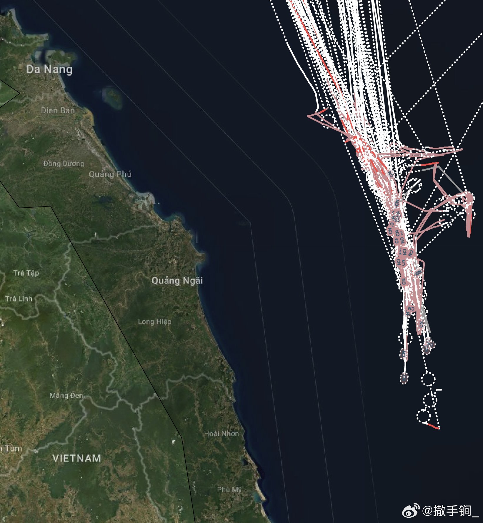 外网称50多艘中国渔船正在岘港外海60-80海里处作业。换了十几二十年前，越