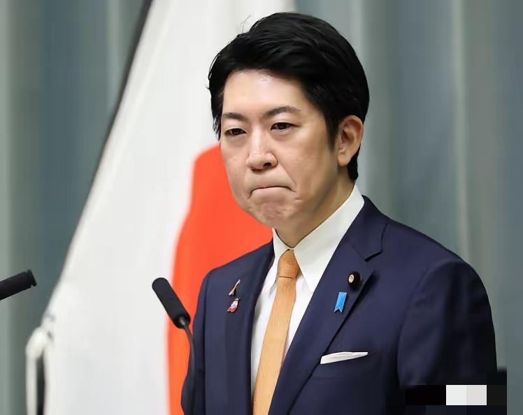 1月27日，日本官房副长官向中方公开表达了不满，他在新闻发布会上说连续回答两个涉