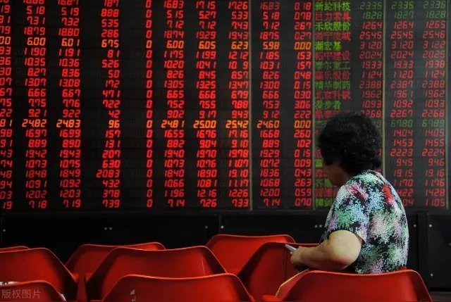 11.12A股资金净流入TOP10！主力抢筹名单速存1. 寒武纪-U（68825