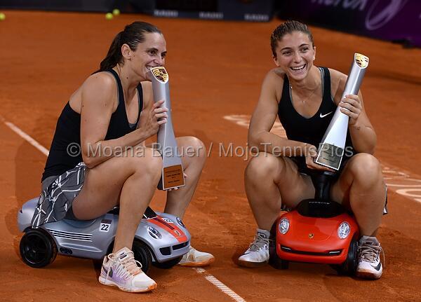 张帅延续近来的好状态，和奥斯塔彭科搭档打进斯图加特女双决赛，将和梅里查尔/萨姆索