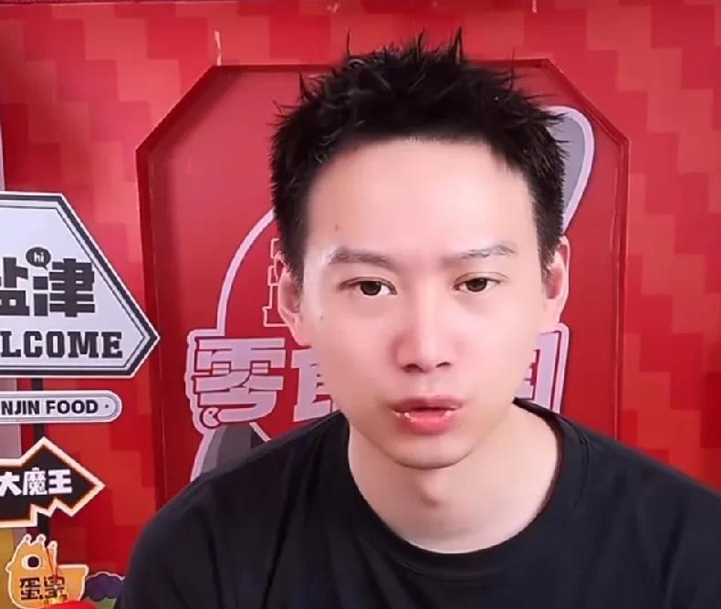 今晚国乒队友集体力挺王楚钦，网友爆料的恋情大概率是假的，就在刚刚，周雨在直