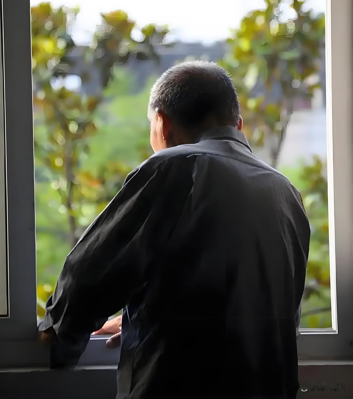 “亲情断了？”老人儿子车祸身亡，获赔一次性工亡补助金70万元，都打在儿媳卡里，多