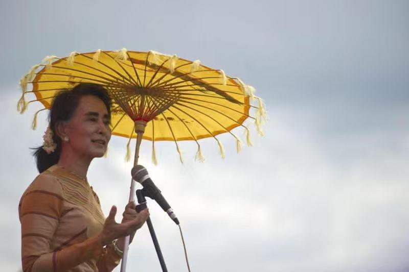 敏昂莱一句，我对昂山素季一贯极其宽容，又把软禁多时的昂山素季推向风口浪尖！评