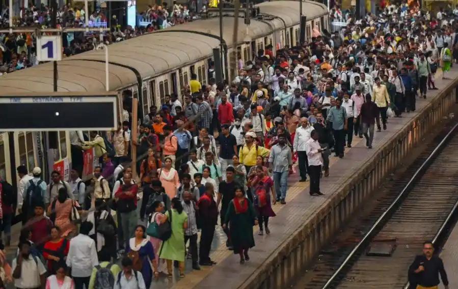 印度最终可能会成为地球大患，不是因为它有多强，而是因为它无限制的人口增长。印度现