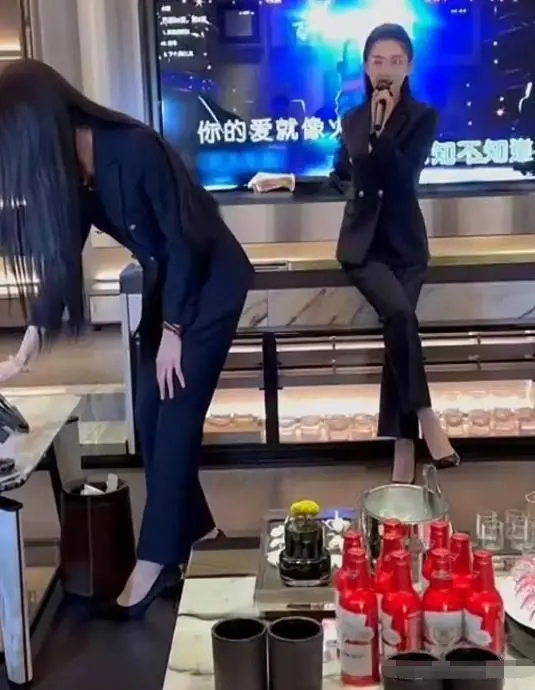 这是哪里的KTV，风格严肃，甚是喜欢