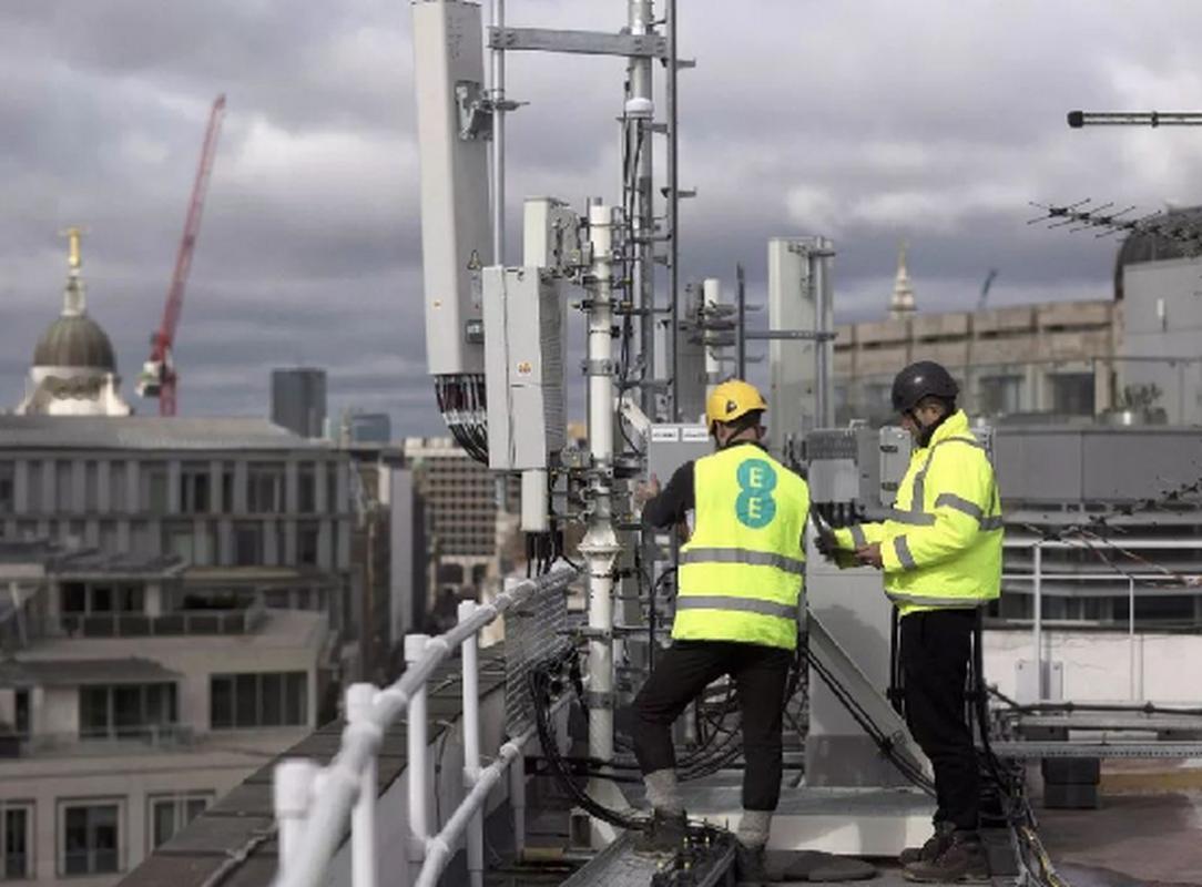 欧盟狂砸50亿欧元自毁5G！强拆华为设备，把自家网络打回4G时代欧盟在5G建