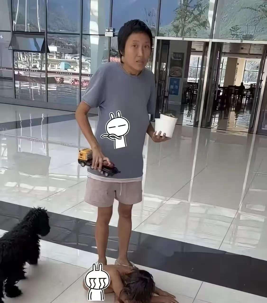 有没有人发现野人小孩的妈妈处处透露着不对劲有没有人发现这几个细节细思极恐