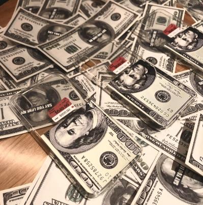 中国抛售美债当地时间11月18日，美国财政部公布最新数据显示，在2025年9