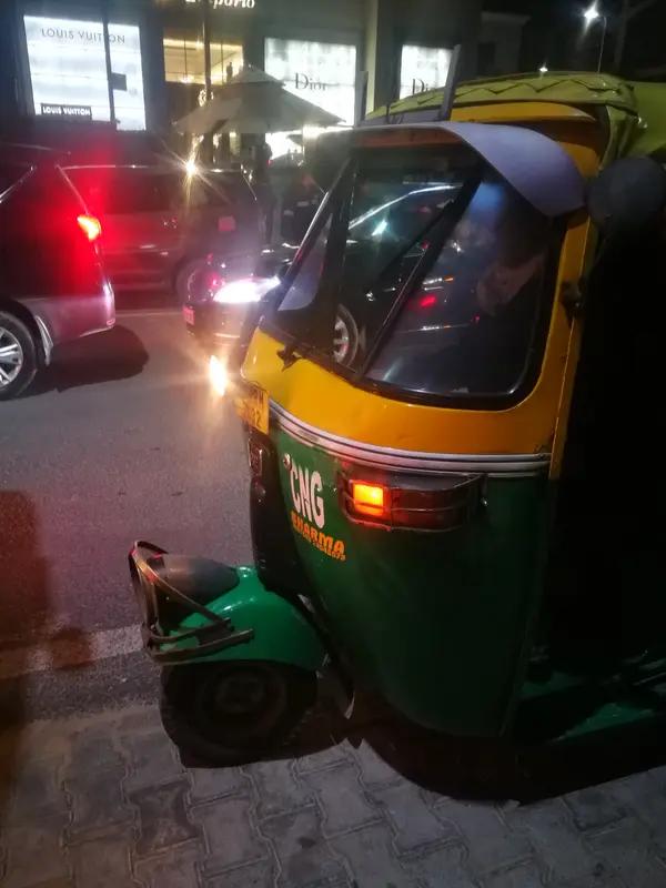 笑不活了！印度"神级"自动驾驶首秀翻车：PPT造车再猛，也掩盖不了硬核技术的骨感