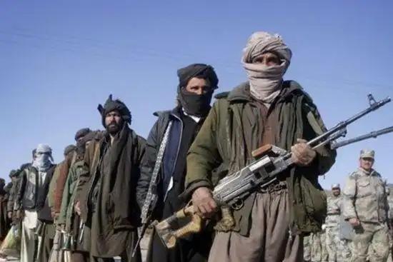 实际上现在塔利班也很难。虽然表面上看，他们已经把整个国家的权力牢牢拿在手里，