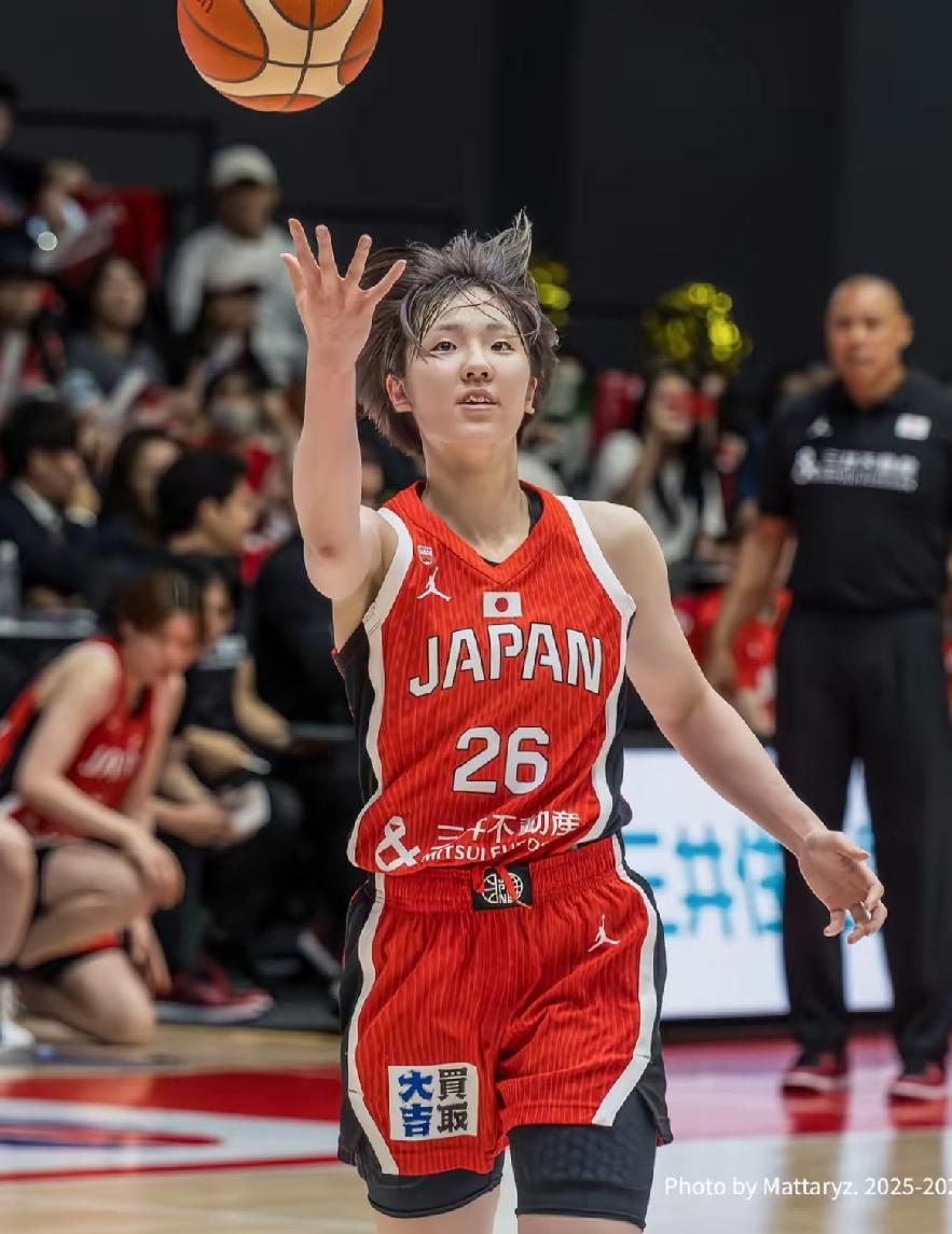 田中心的魅力何在？！现代女篮的技术特点，在日本女篮的田中心身上真的体现得淋漓尽