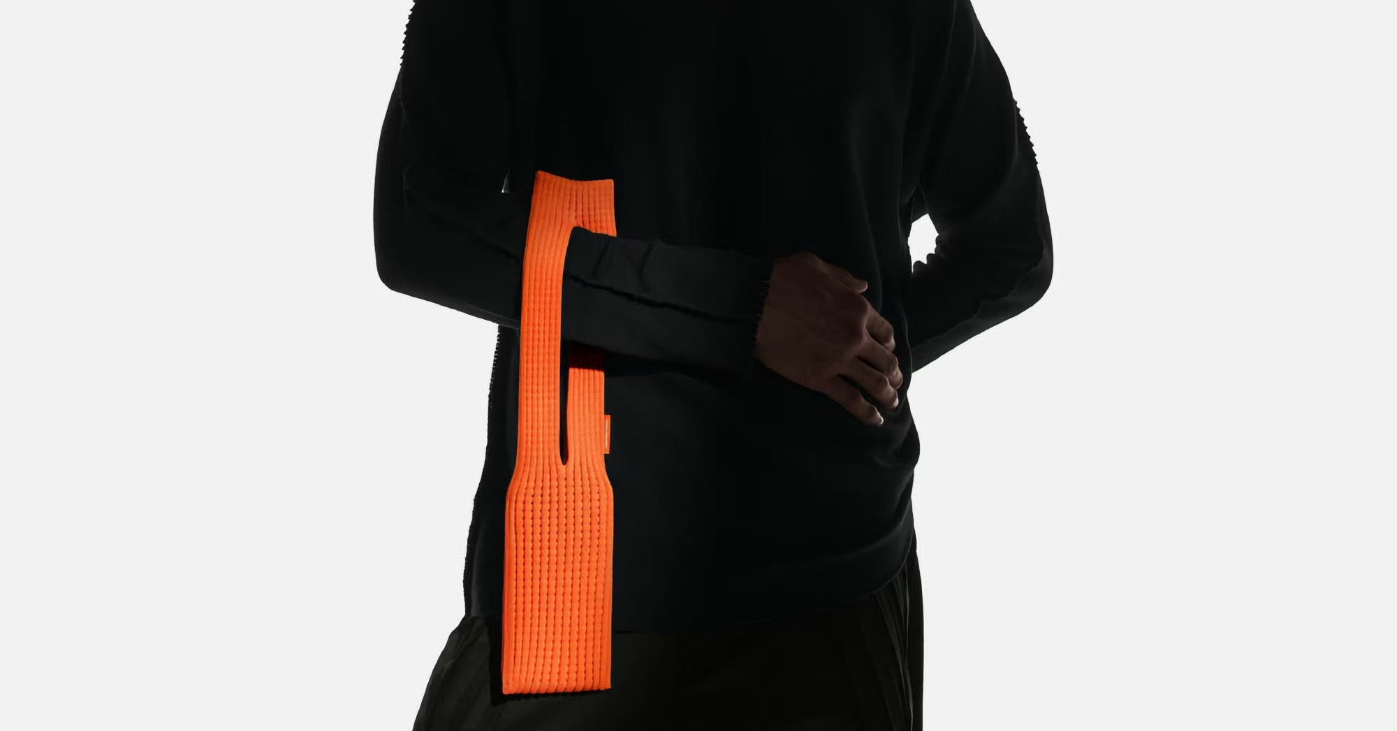 苹果这玩意儿一千多？谁买？