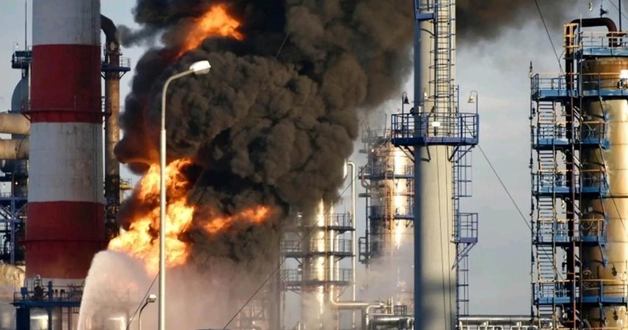 塔斯社报道，当地时间27日，俄罗斯外交部无任所大使米洛什尼克表示，乌军近日不断袭