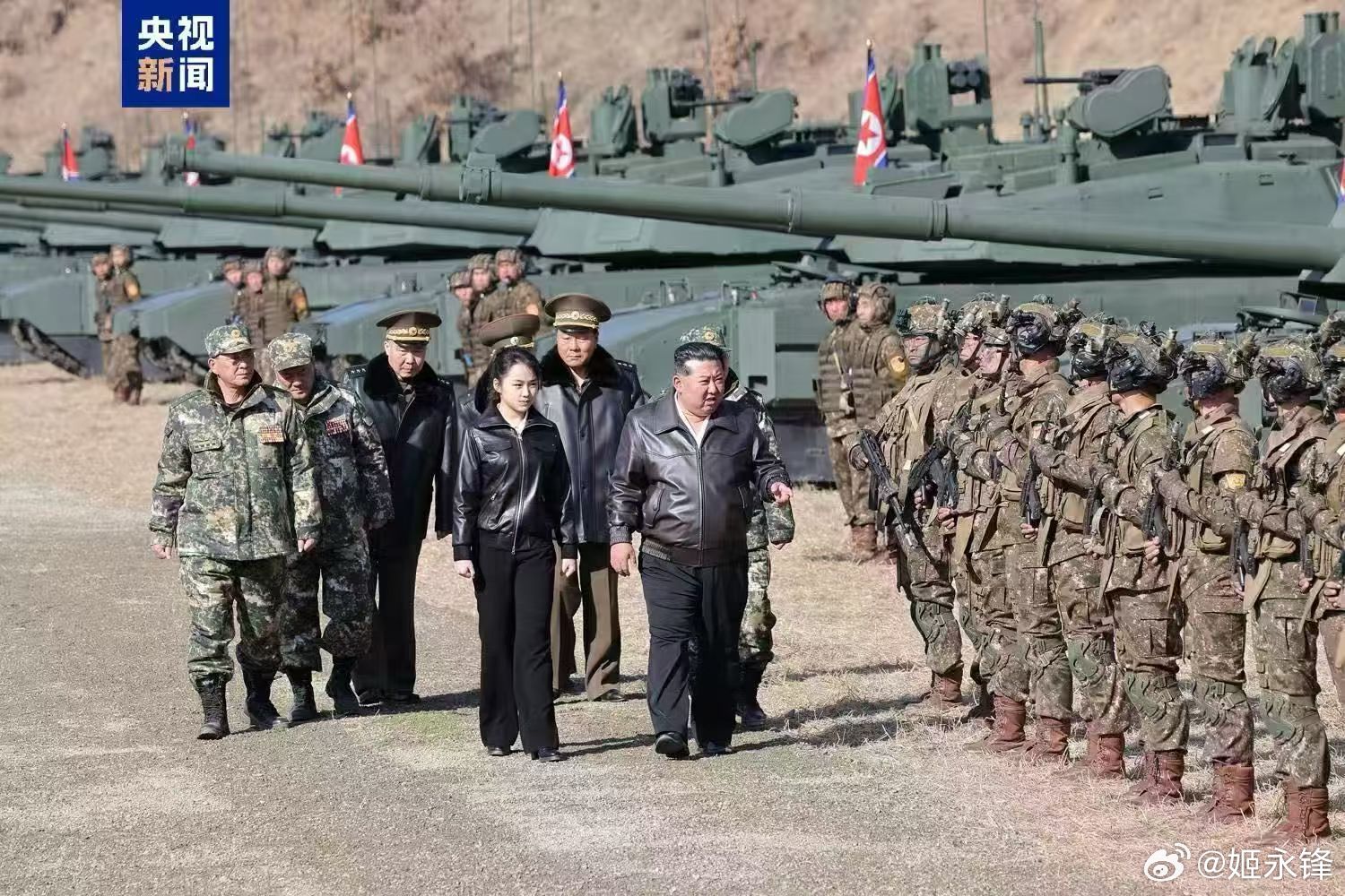 这件皮夹克有型😎