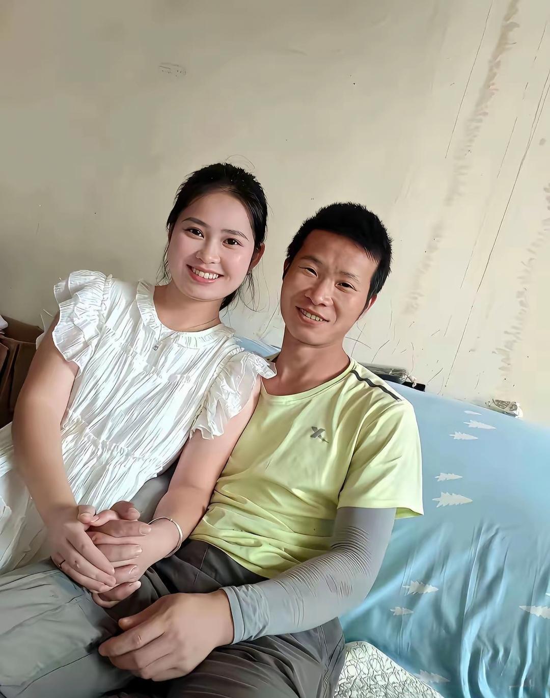 老天呐，小姐姐是怎么亲得下嘴的啊
