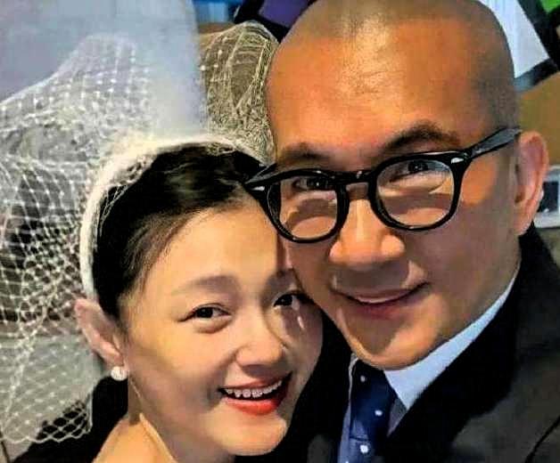 具俊晔骨灰项链,争议源何处具俊晔做了项链,用大S的骨灰,七条,他自己留一条,其