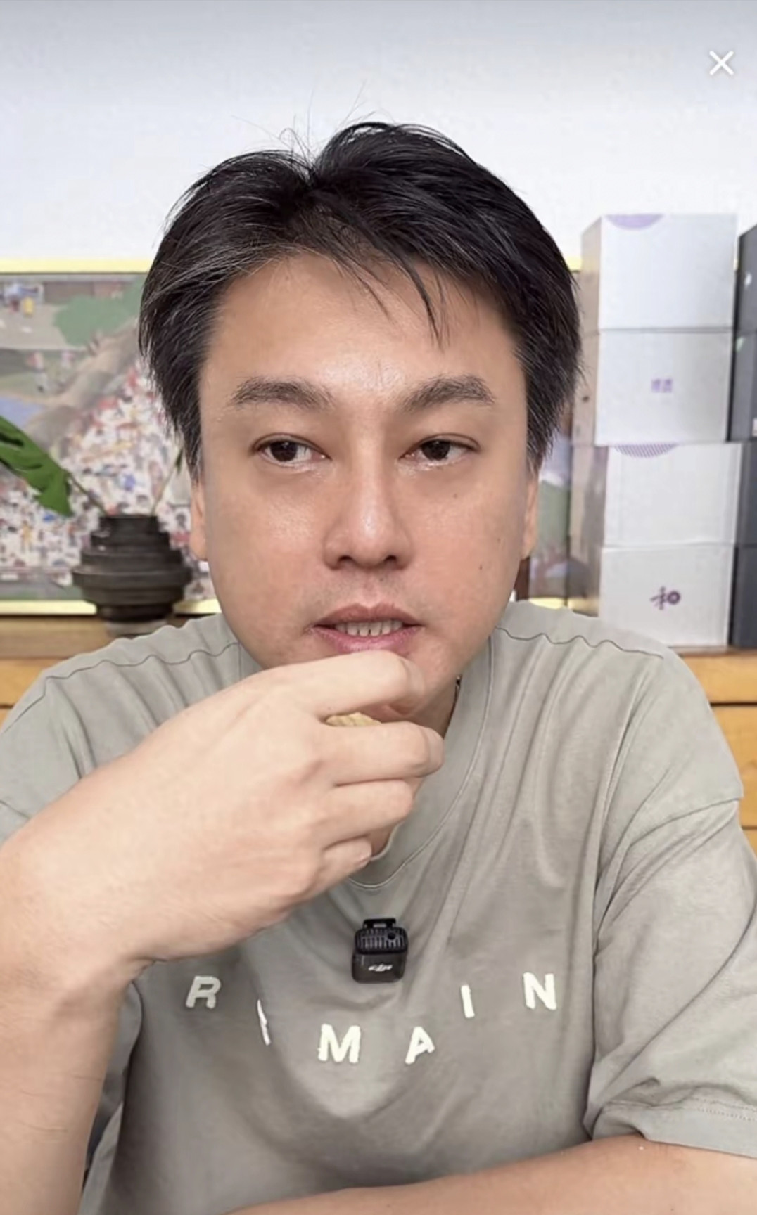 朱孝天回应减重朱孝天回复网友提问的减肥话题，他称：“没什么冒昧的，我减重也不