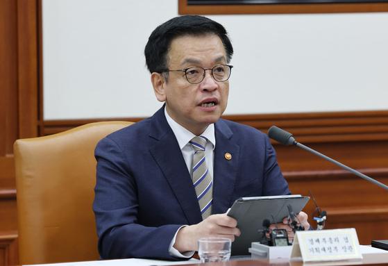国民力量党痛批民主党为了泄愤弹劾副总理崔相穆针对共同民主党推进副总理兼企划财