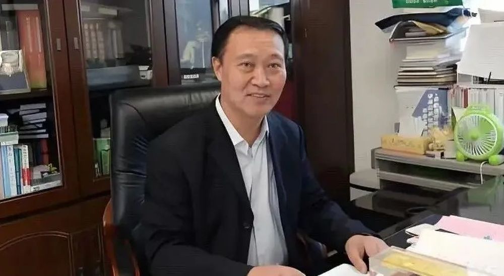 原贵州省扶贫开发办公室党组书记、主任叶韬被查
