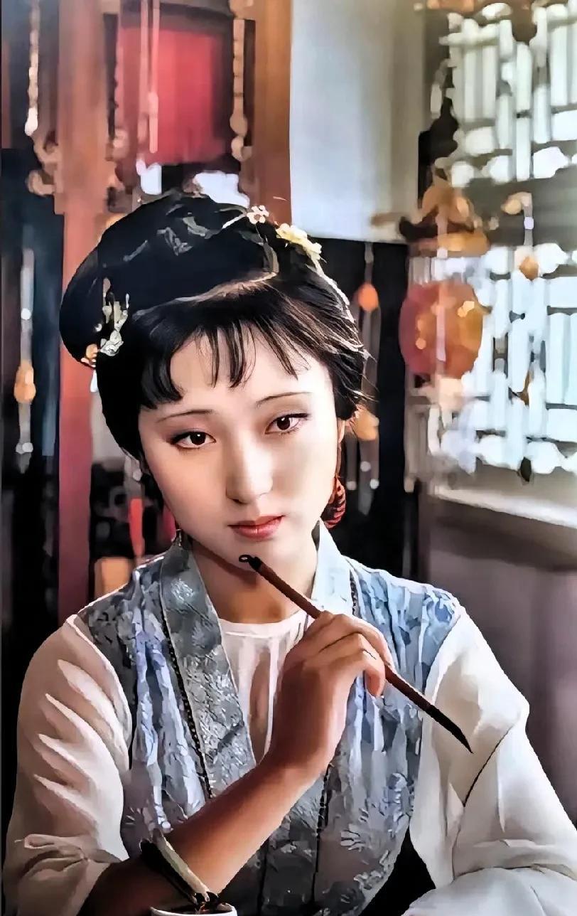 研究红楼梦，红学没有了，因为癸酉本的出现！原本一大批人士，靠着红学吃饭，一个癸