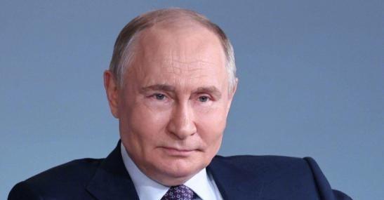 一旦战争打响，中国面临的第一波攻击，可能不是导弹，而是冻结3万亿外汇、切断SWI