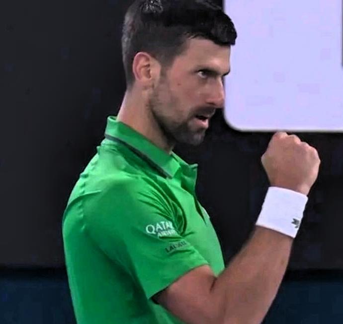 德约科维奇与辛纳澳网半决赛关键核心数据对比：发球ACE球：9/17（辛纳