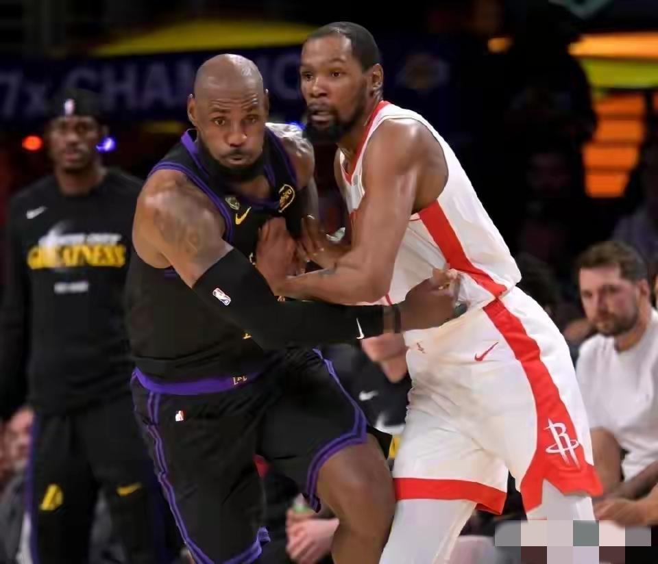 湖人2-0火箭，还有人说湖人是“软柿子”吗……？第一场湖人107-98击败火