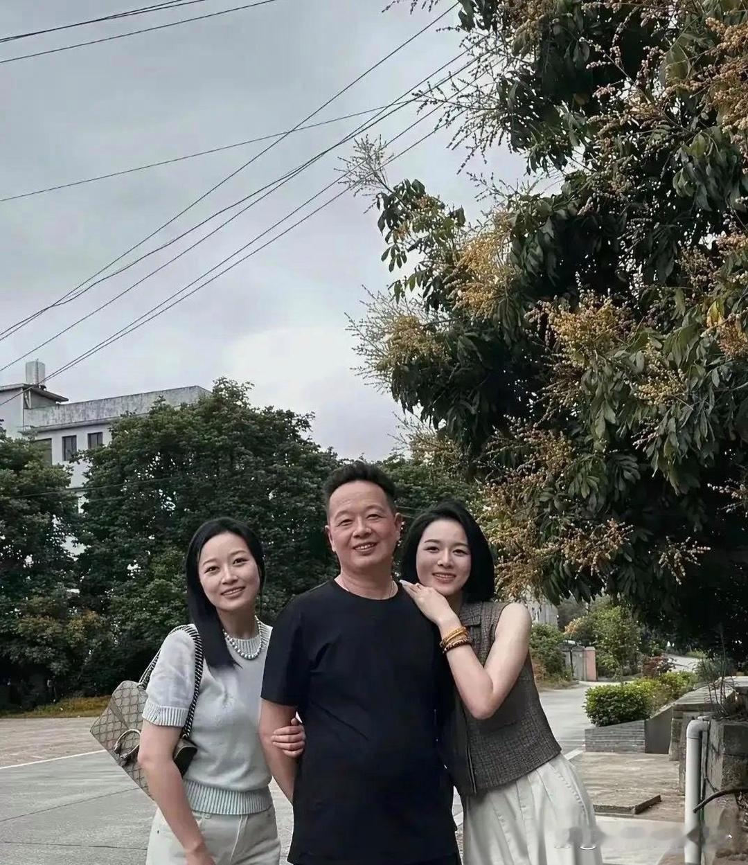 谁是妈妈谁是女儿