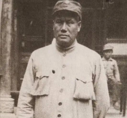 1939年，贺龙打算提拔老部下王尚荣担任新组建的八路军120师独立第一旅旅长。报