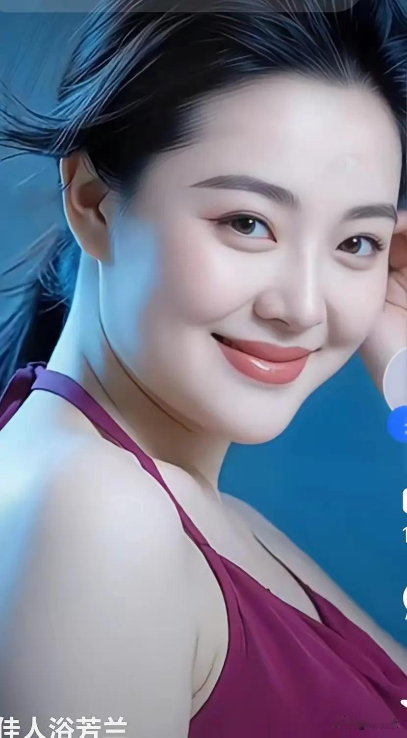 为了生计各自忙，两地分居难同床。梦里相思千百遍，心灵相通情意长。