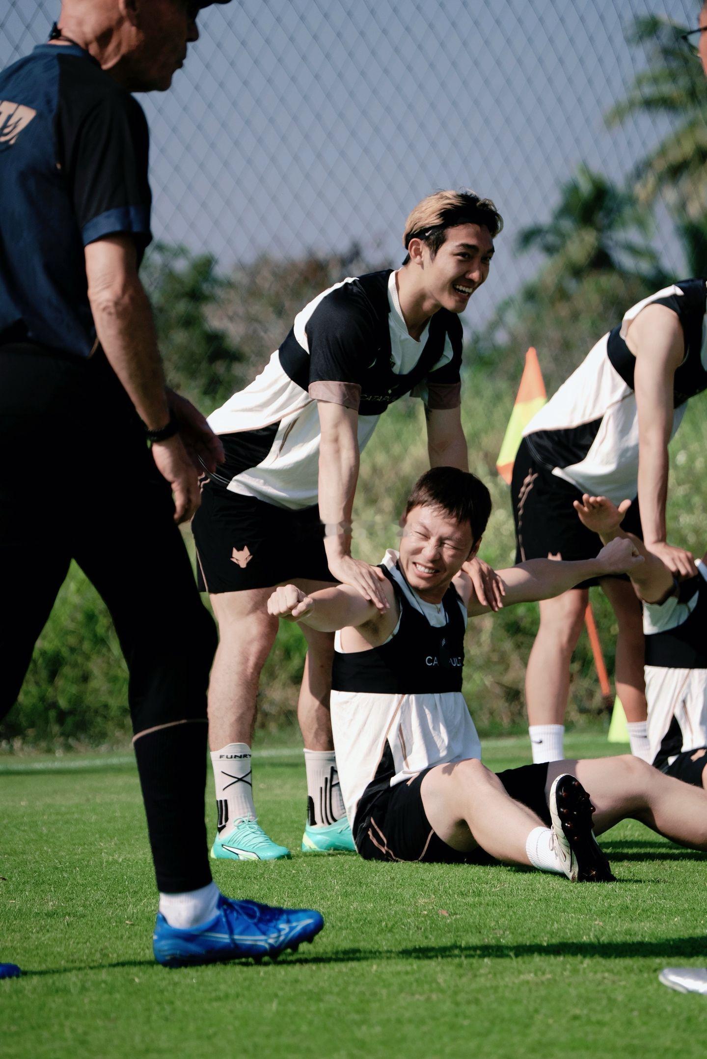 北京国安北京国安希望新赛季闫雨能更上一层楼！