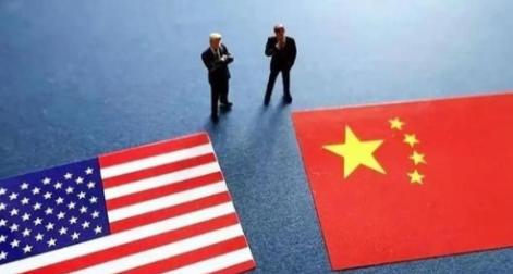 中美之间，已经没有回头路了。美国手里的绳子，已经勒住中国经济的咽喉；而中国手里的