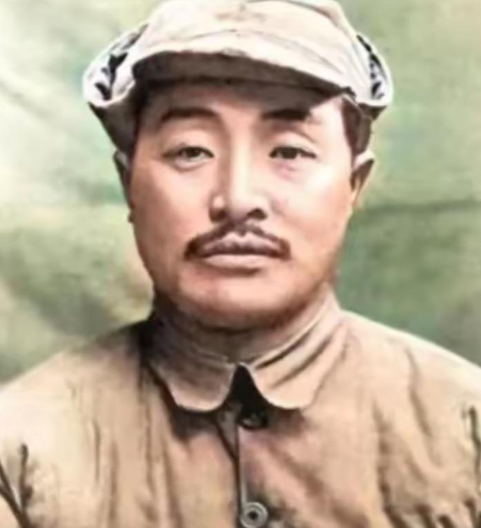 1939年，贺龙打算提拔老部下王尚荣担任旅长，毛主席突然反问：“当年给八路军送4