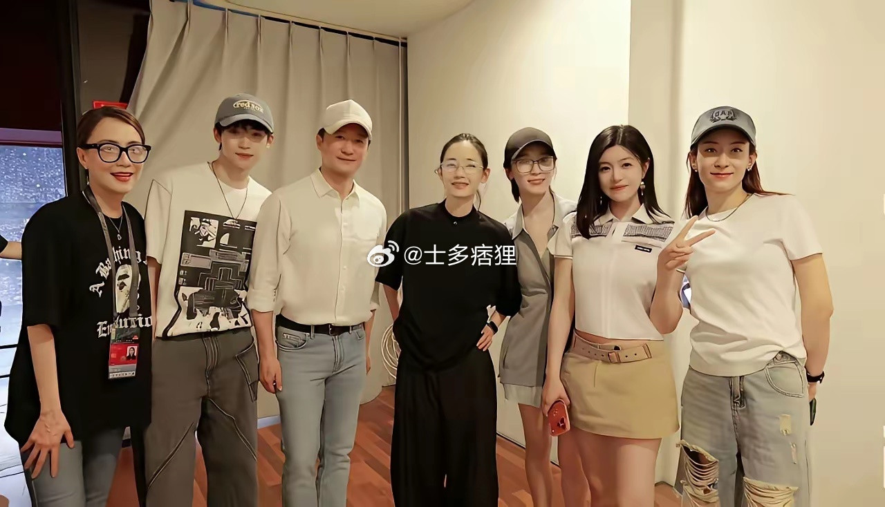 为什么即使大热天的，他们也都喜欢戴着帽子？