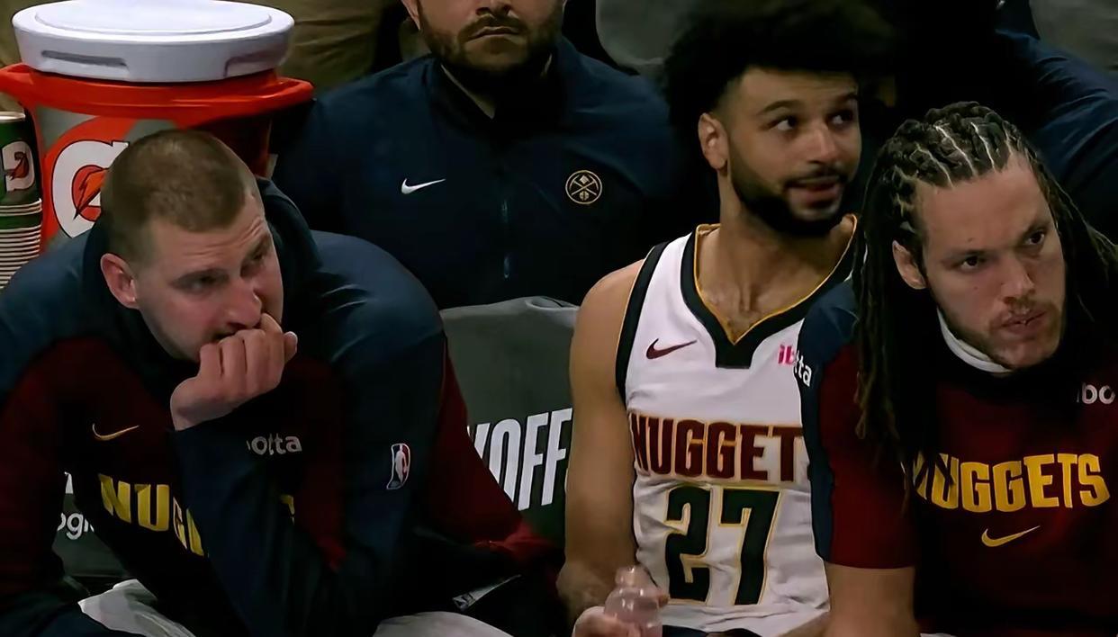 NBA最不可思议的一幕诞生了！抢七决战：掘金提前9分半投降了，当时掘金落后32