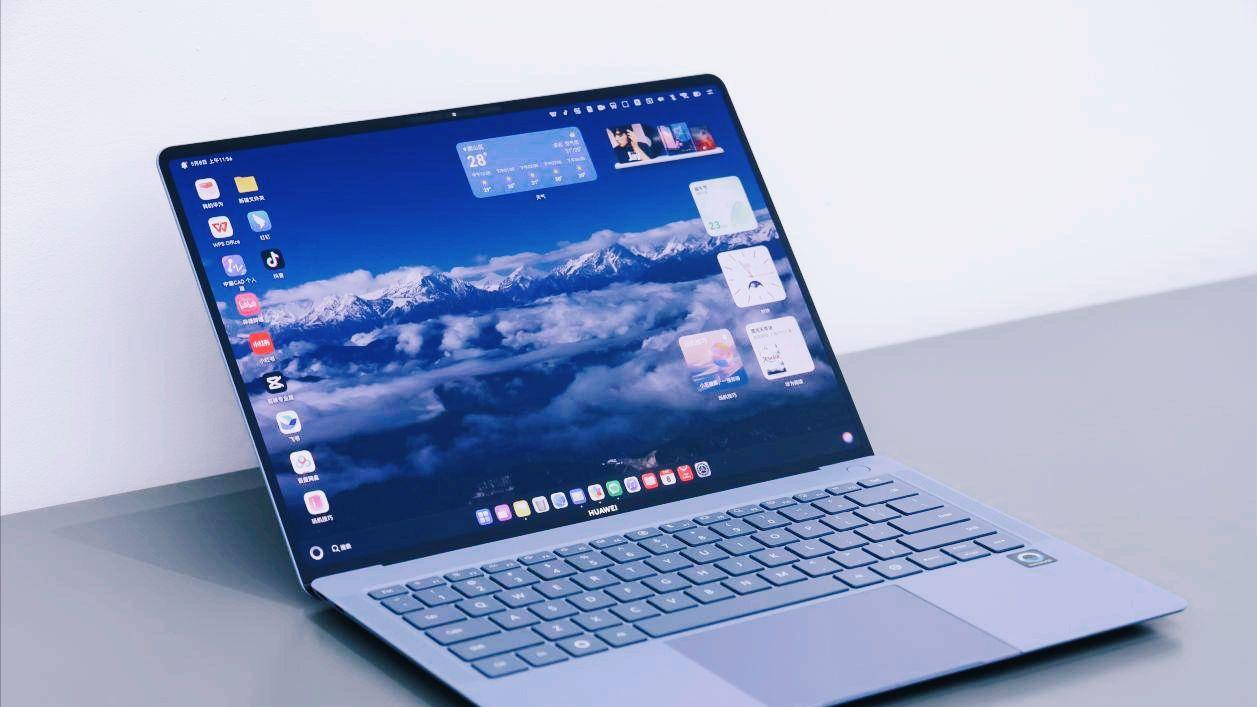 华为鸿蒙电脑定档5月19日发布,2万售价的折叠屏PC会一同亮相吗?