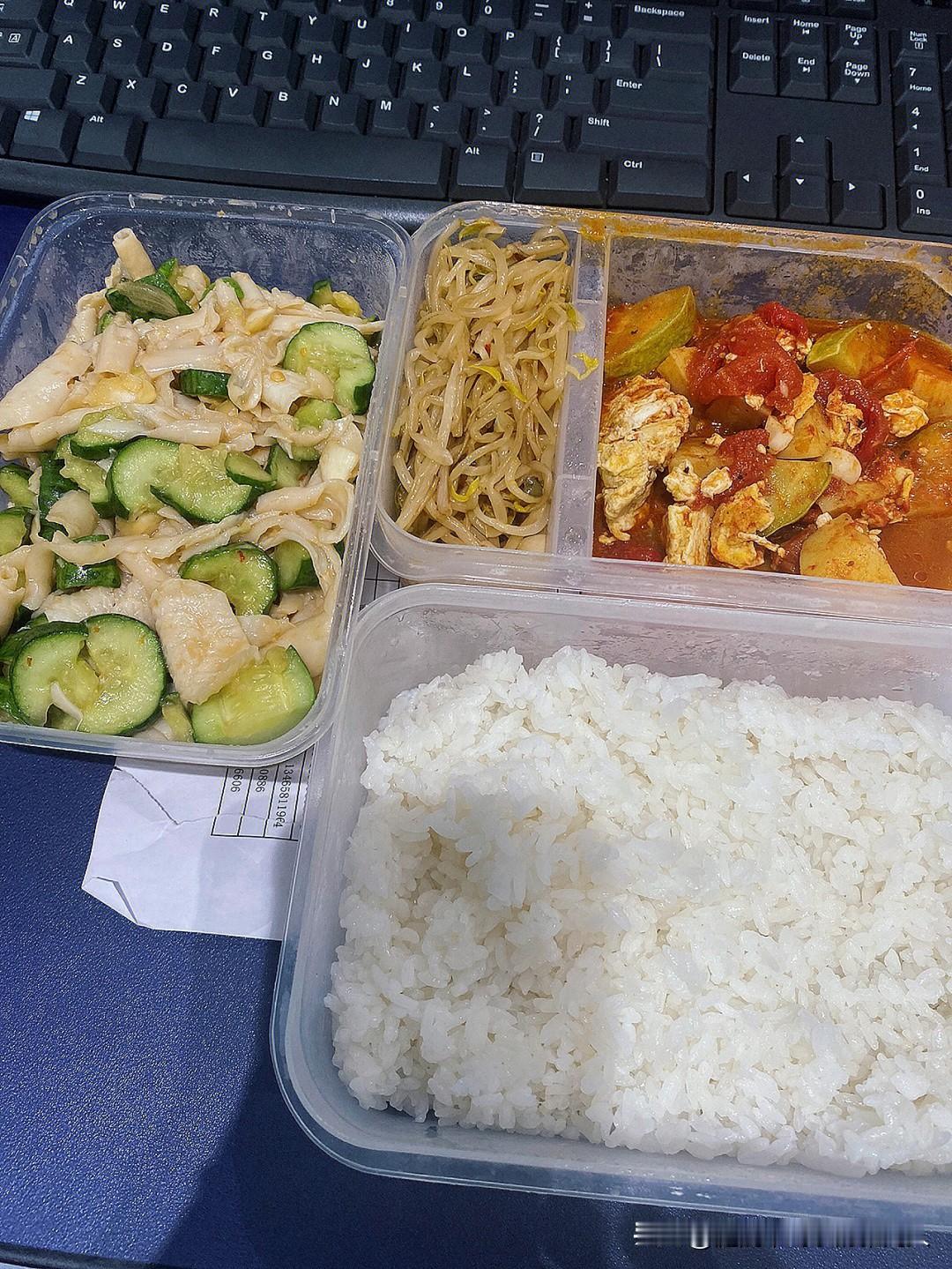 80后的天都快要塌啦！已经没有人能养得起我们了！我们公司都成立25年了，我入