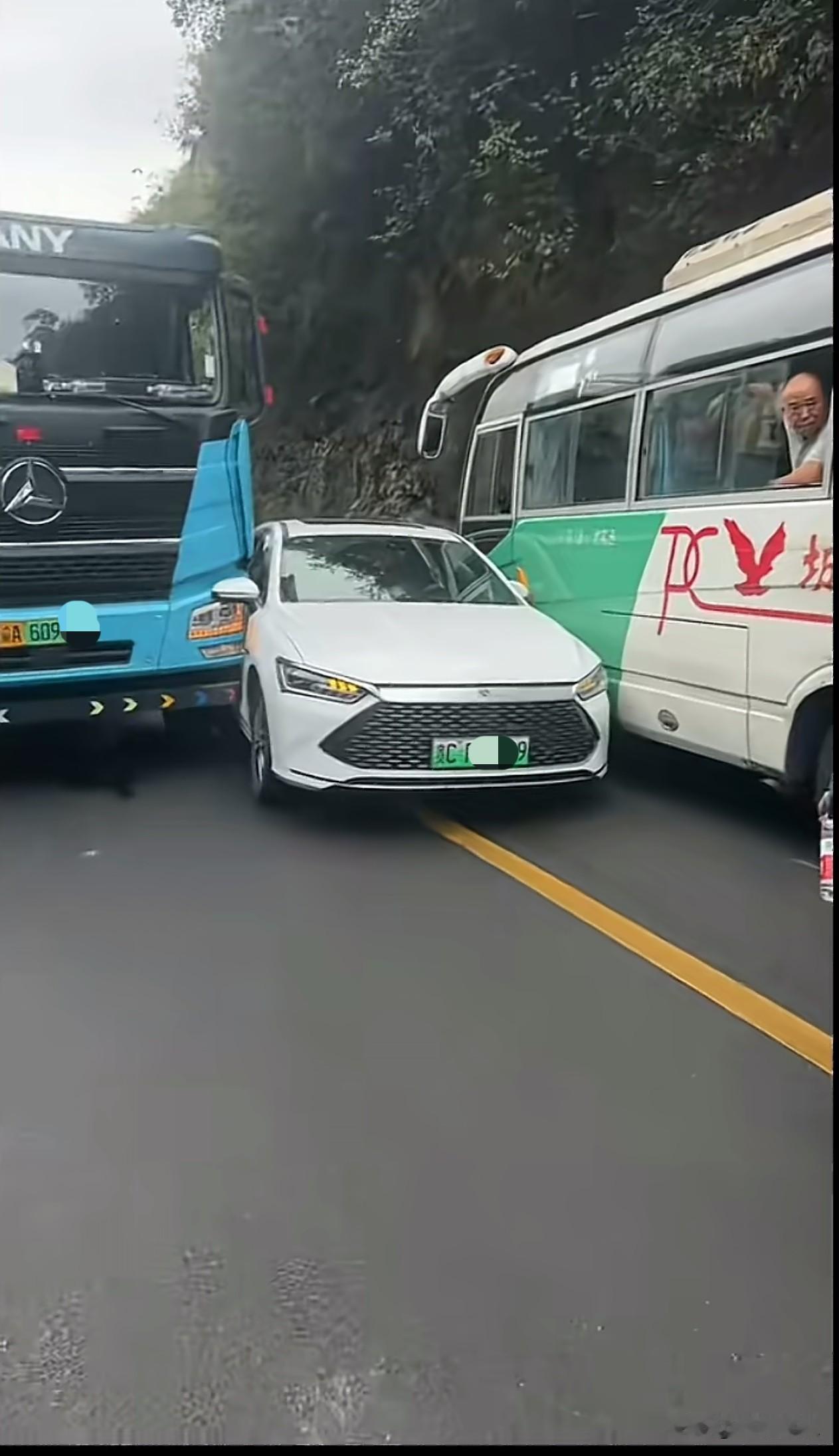 麻烦还原一下经过[思考]