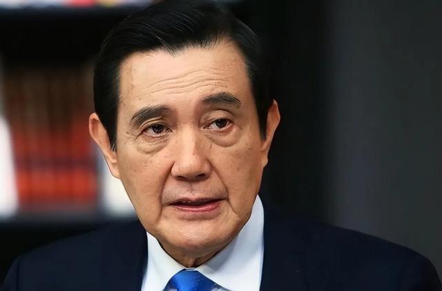 中国大陆要清醒了，台湾只要有马英九，朱立伦，洪秀珠，想实现和平统一，门都没有。三