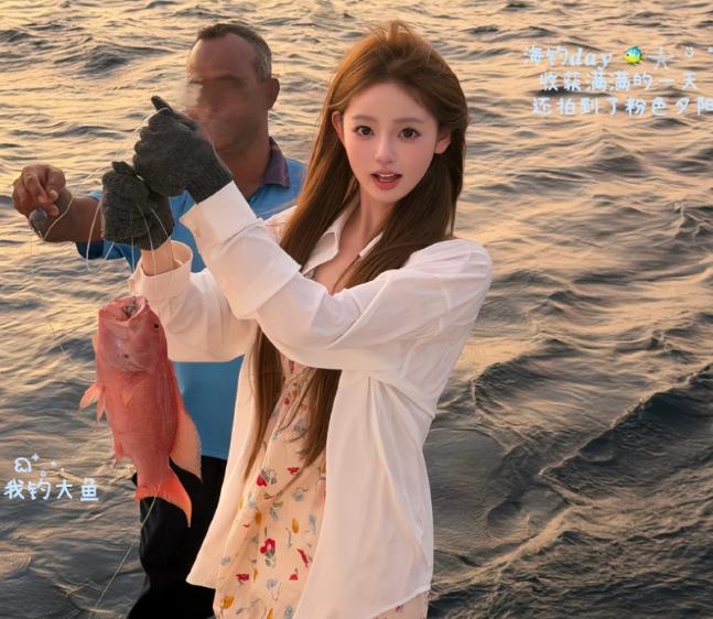 懒懒陪着王思聪在海岛庆生，王思聪是真有钱呐！生日月直接定三个海岛换着玩，正派女