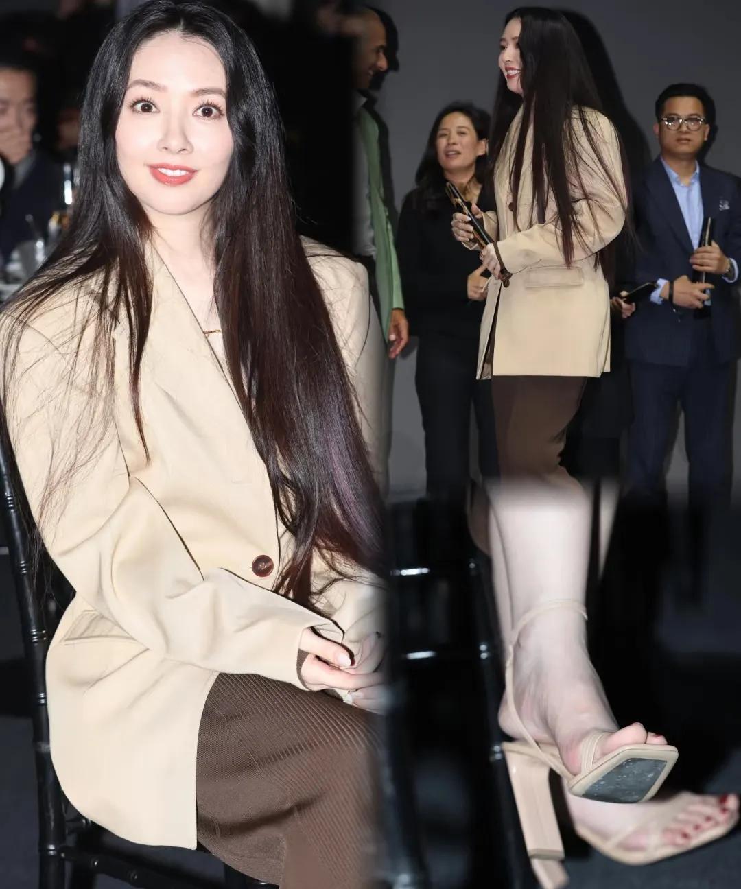 郭碧婷和婆婆好像啊，有见过夫妻相的，还没见过婆媳相的[笑着哭]