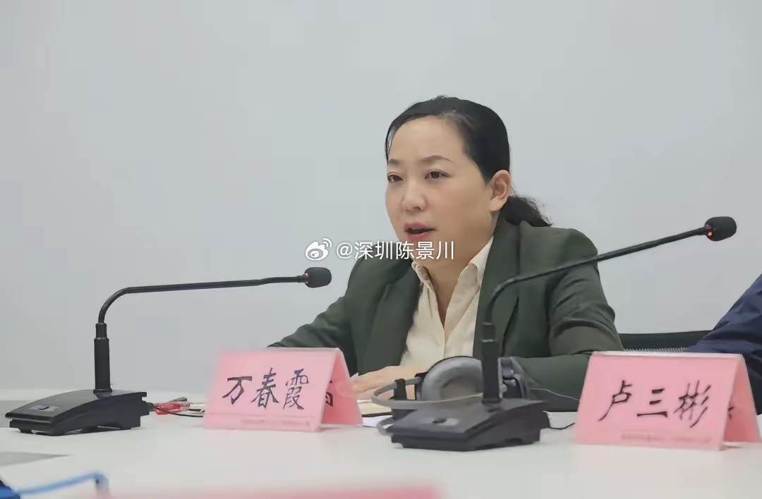 四川50岁女区委书记万春霞突然病逝。这个消息传出来，真的让人心里堵得慌。8月4日