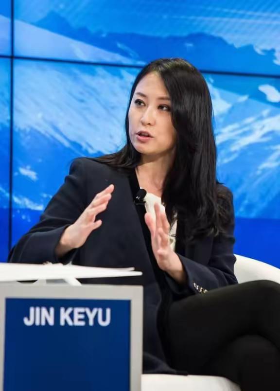 “中国要迈向发达国家，必须向日本和韩国学习，先成为消费大国。”在天津论坛上，