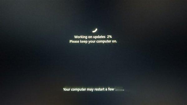 【微软回应win11更新多次自动重启】不少Windows11用户近期反馈，自己的