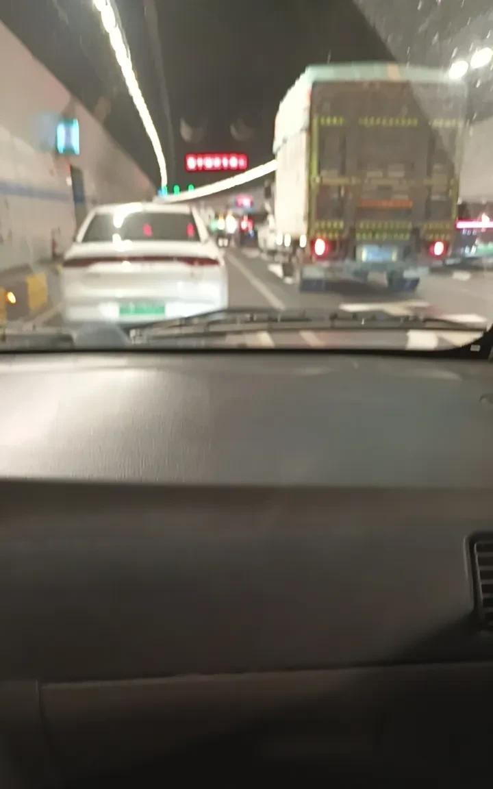 内心举案齐眉的三大星座星座这东西还挺有趣的。像处女座，心思缜密得很。就像我有个