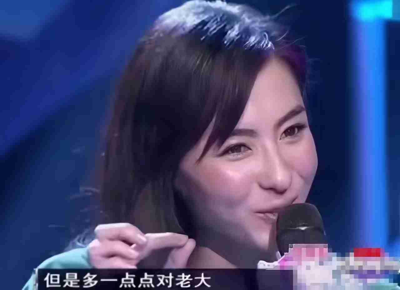 张柏芝自爆更偏爱大儿子，她说，还是那么爱，但是多一点点对老大。第一他是第一次给我