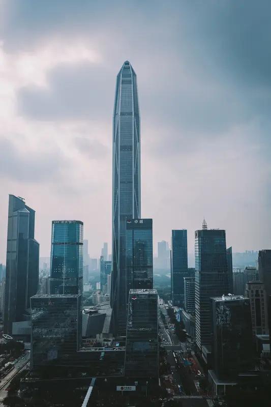 曾花239亿拿下的“深圳第一高楼”地块，70亿就卖了！华润抄底，世茂割肉世茂这
