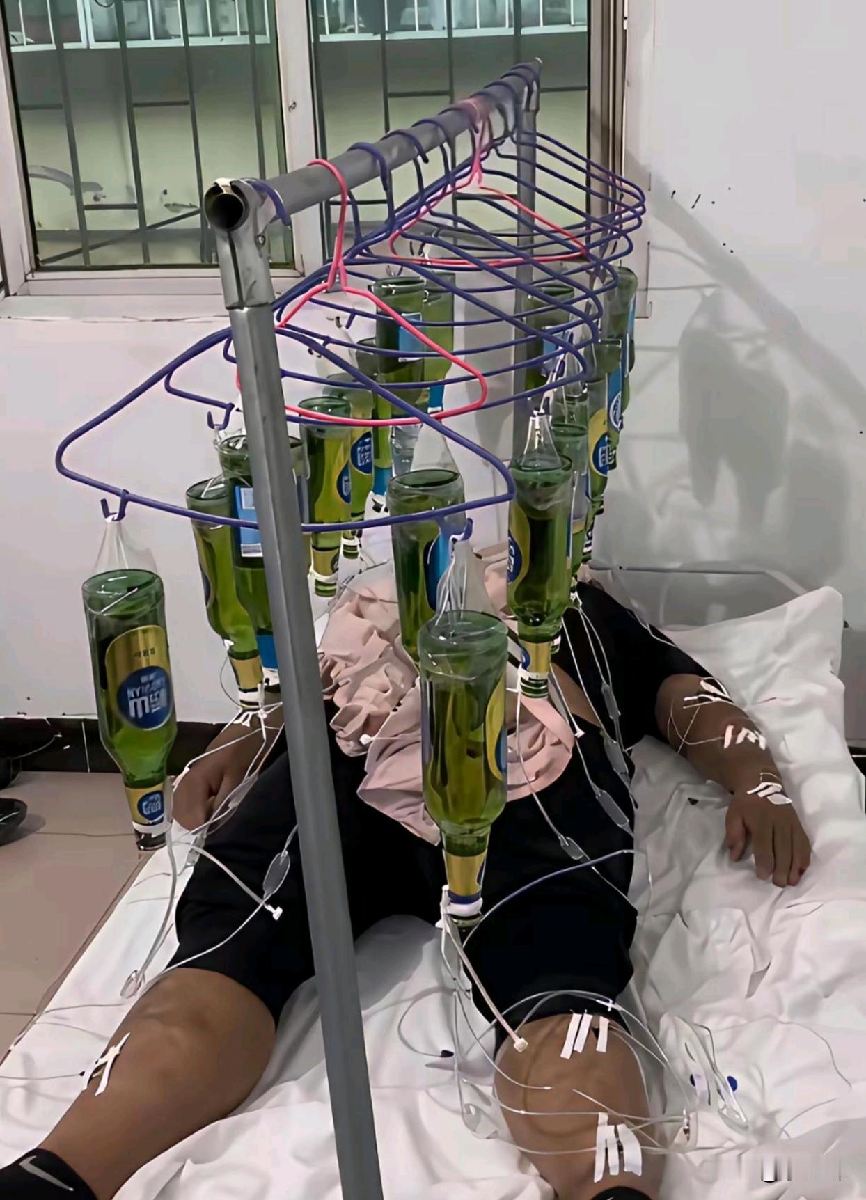 一个词形容他。