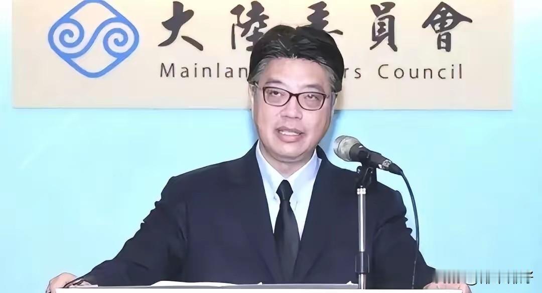 就在今天(30日)台湾陆委会表示:“大陆可能进一步将‘惩独名单’通报国际刑警组